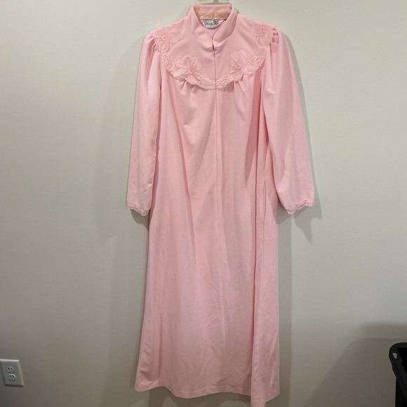 Vintage Vanity Fair 2 Pc Pink Lace Nightgown & Robe Peignoir Set Size Small - Picture 4 of 11